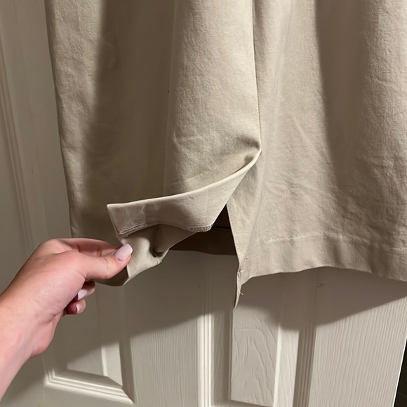 Tan Size 8 form fitting dress - Picture 3 of 4